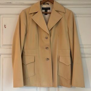 Women’s Classic Banana Republic blazer.